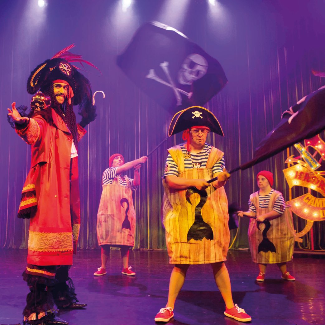 LikhaCompany's tweet photo. PETER PAN es un musical muy especial con una espectacular y colorida puesta en escena, voces en directo, increíbles efectos visuales y grandes números musicales que van desde el pop al soul.👉🏻Más información https://t.co/2q5qbAwuUL https://t.co/uZF0R0bLcv