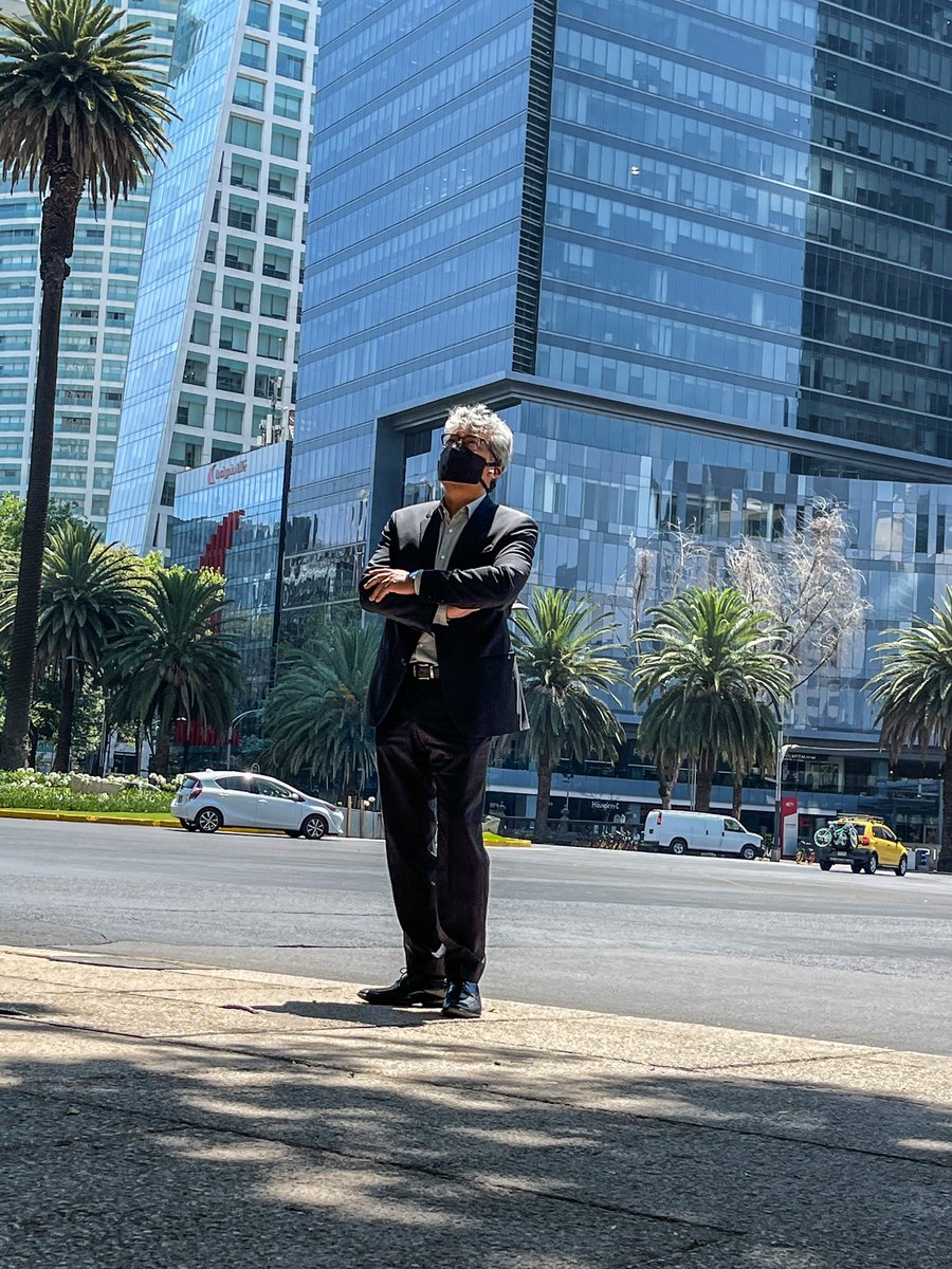 HomoExNovo's tweet photo. Estoy esperando que tú @FelipeCalderon me atropelles para que por fin se haga justicia en México. Te paso mi ubicación en Av. Insurgentes hijo d la… https://t.co/kjpza8eueb