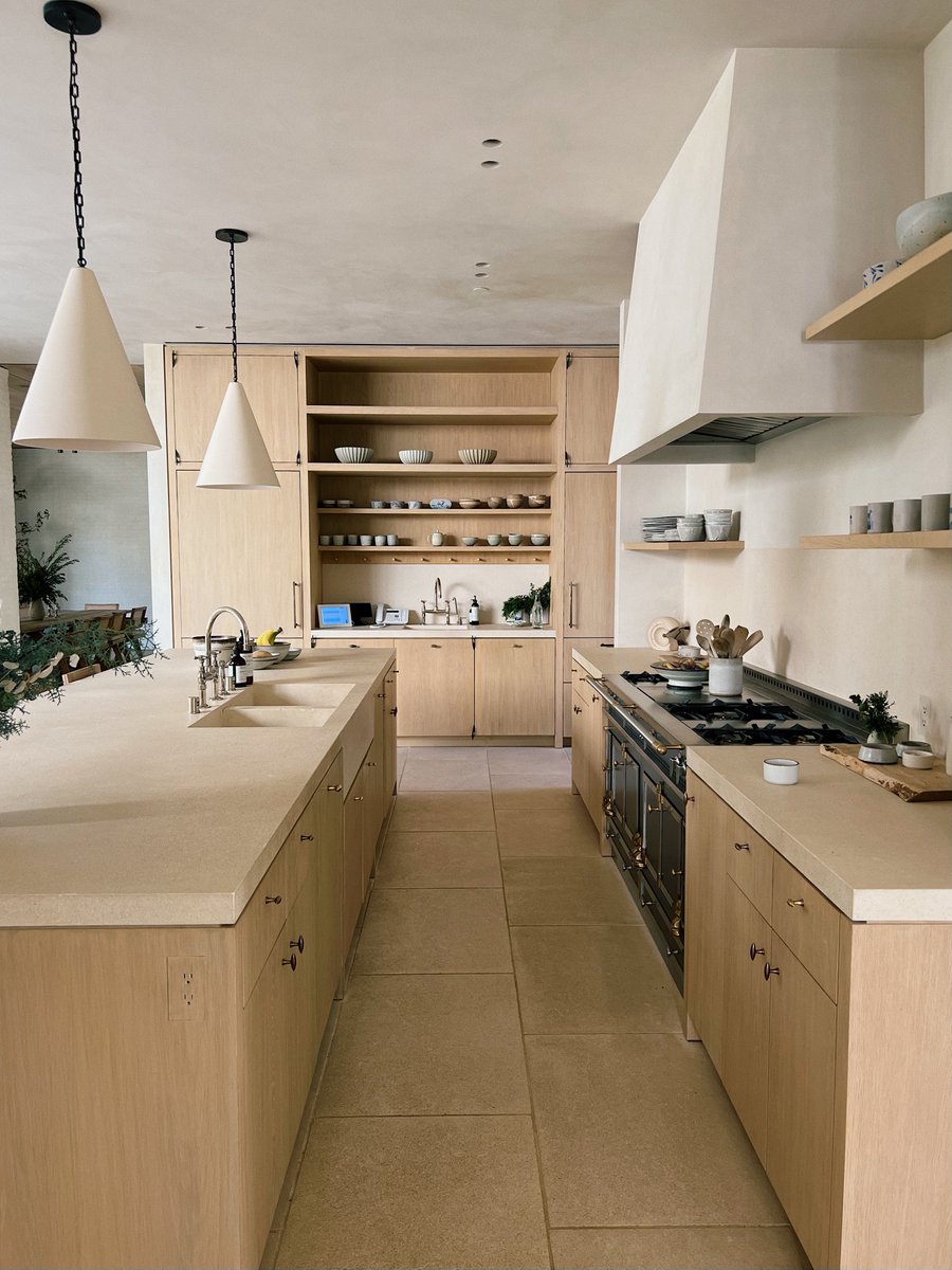 Pineapple Collaborative tweet media