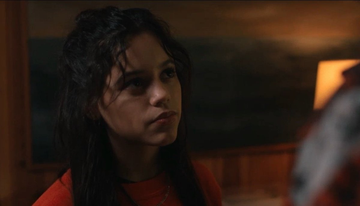 jennaodaily's tweet image. jenna ortega in The Fallout