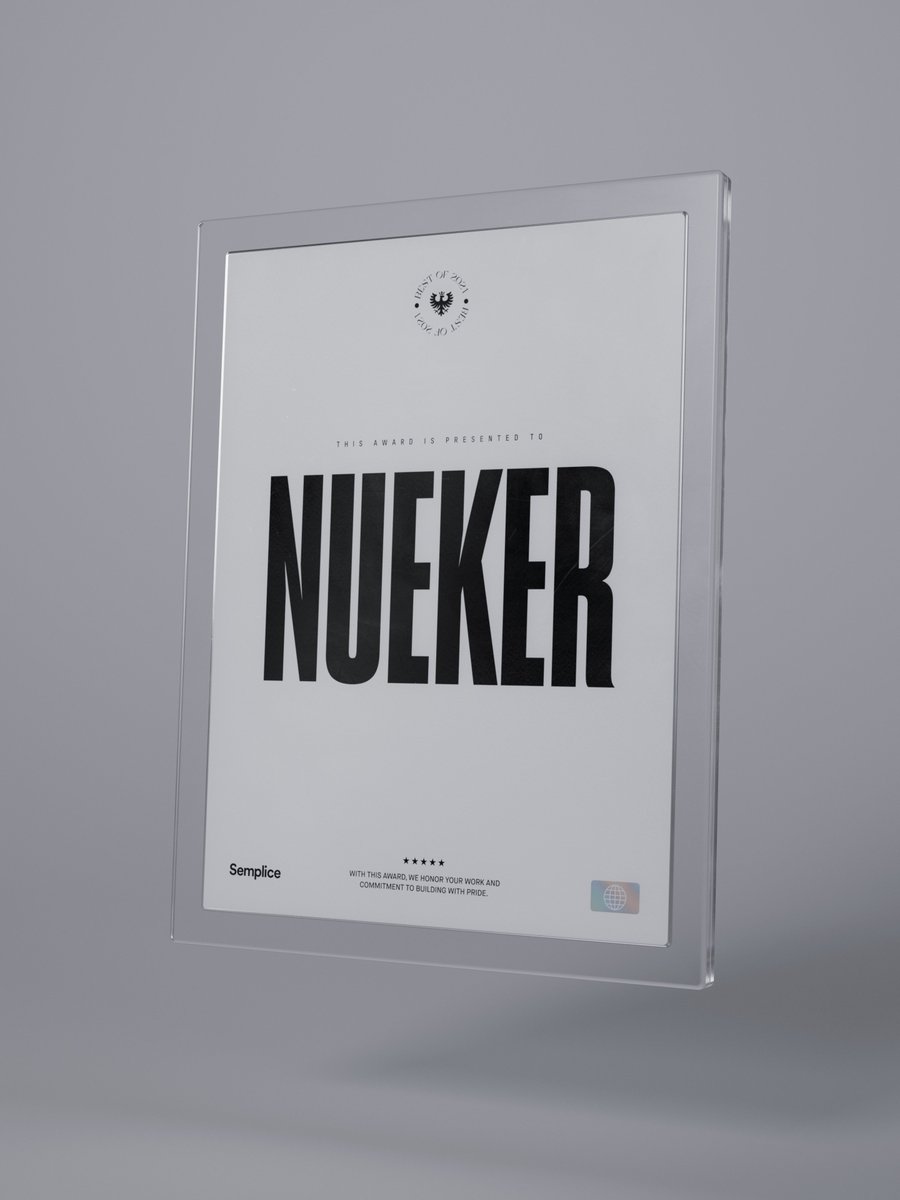"With the option to customize anything, designing a simple site is an exercise in taste and restraint. Nueker nailed it."

Congratulations to <a href="/nue_ker/">Nueker</a>, one of our 12 Best of 2021 award winners 🎉