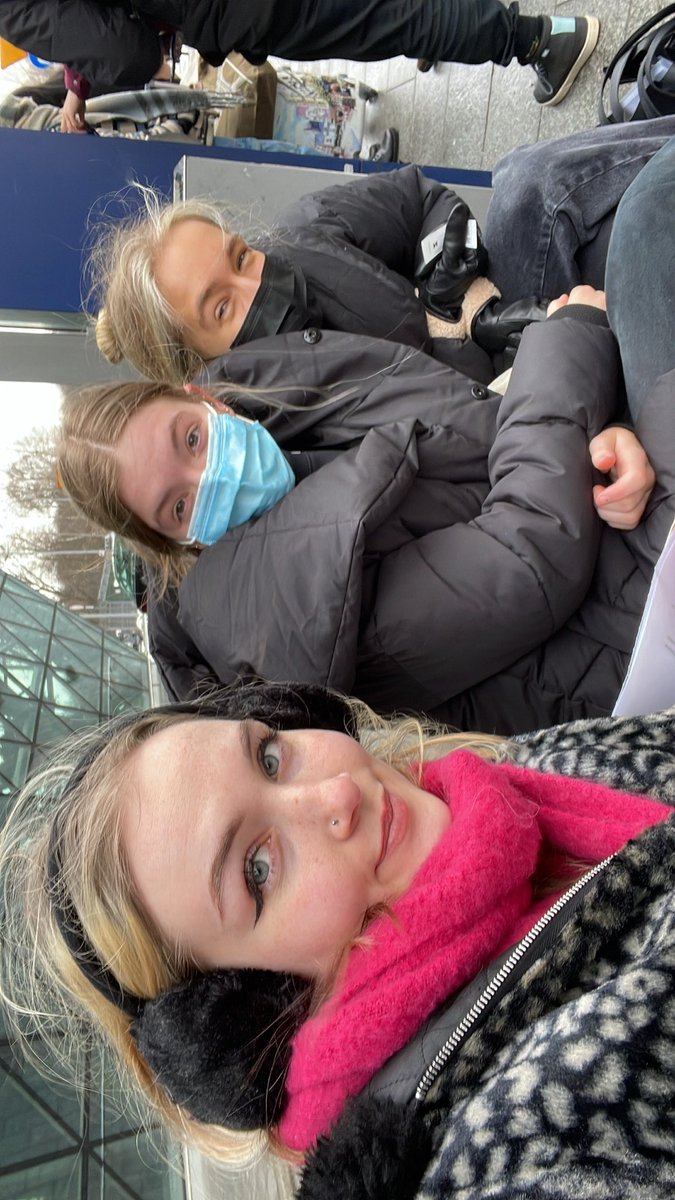 ev0ie's tweet photo. we in poland rn https://t.co/tft2luDSvB