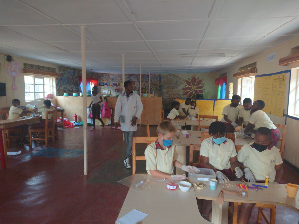 CornerstoneInt9's tweet photo. Practice makes perfect 👌
Students can make the digestive system demonstration on their own. 

@HuyeDistrict @A_sebutege @Rwanda_Edu @REBRwanda @RwandaICT https://t.co/H1aHklswew