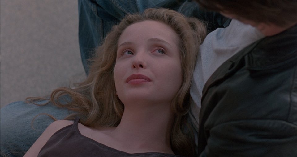 FilmUpdates's tweet photo. ‘BEFORE SUNRISE’ opened in cinemas 27 years ago today. https://t.co/WIlryBjW6W
