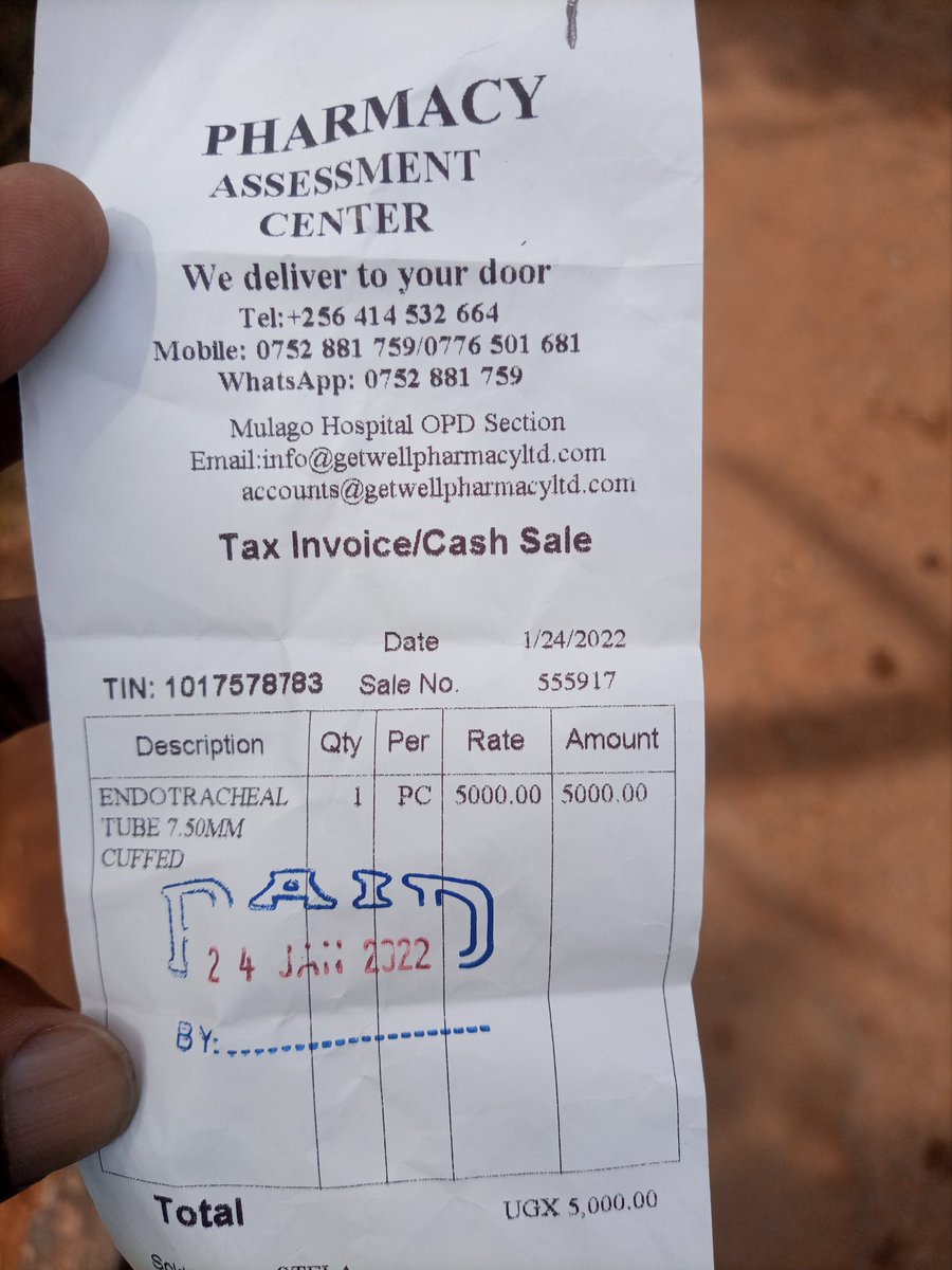 peterlongus's tweet photo. Health workers there buy their own gloves, IV lines, IV fluids etc because the government forgot about Mulago Casualty. So sorry for your loss.
#priotizehealth https://t.co/7gqKheqdIK