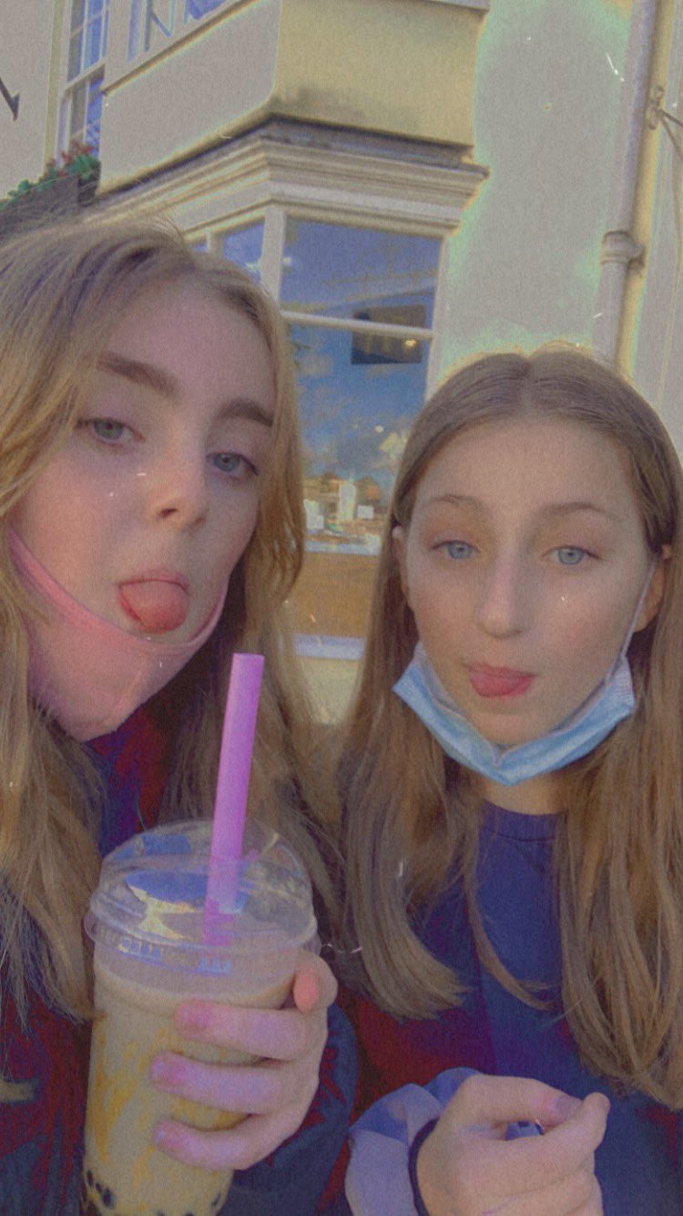 Holly Brougham (@HollyBrougham)  X