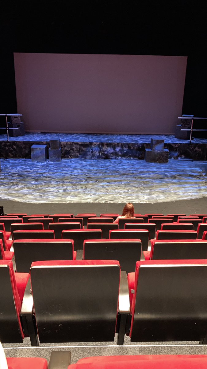 alanrockreviews's tweet photo. Back in the theatre. Surreal!
#supportthearts #rockreviews https://t.co/UTPs3xuYvC