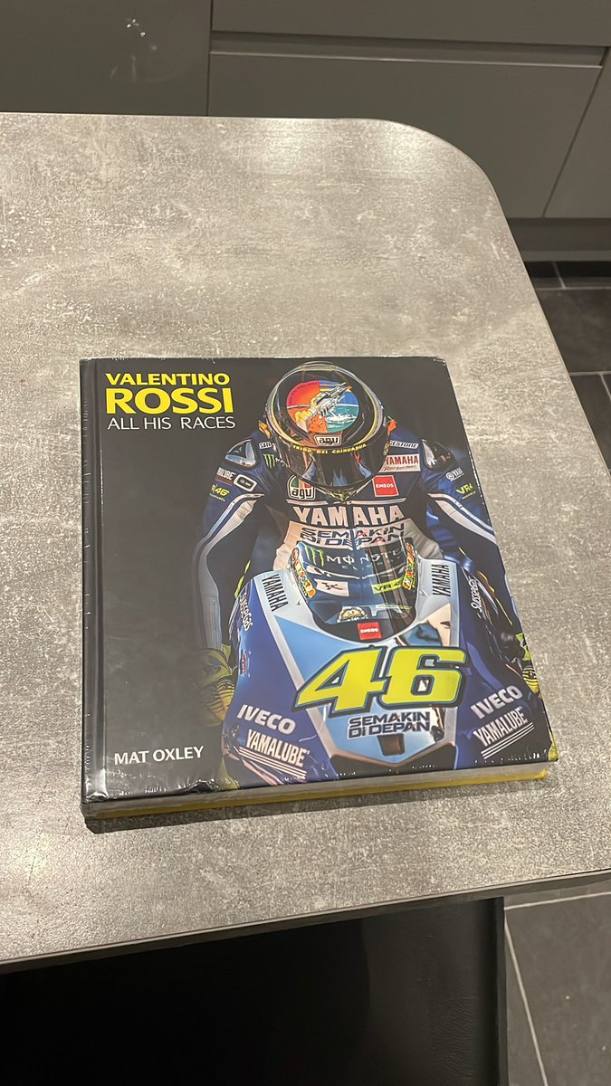 ajblack15's tweet photo. Look what’s come tonight 👌🏻 @ValeYellow46 @matoxley #allhisraces  #Rossi https://t.co/N9dGLACsod