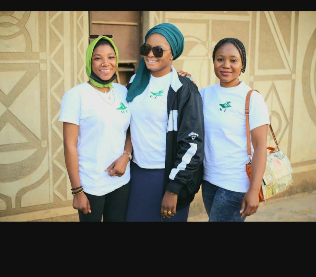 YakubuFasting's tweet photo. As volunteers we expect to put smiles on faces ๐ #acflegends https://t.co/zpTvroEwW5