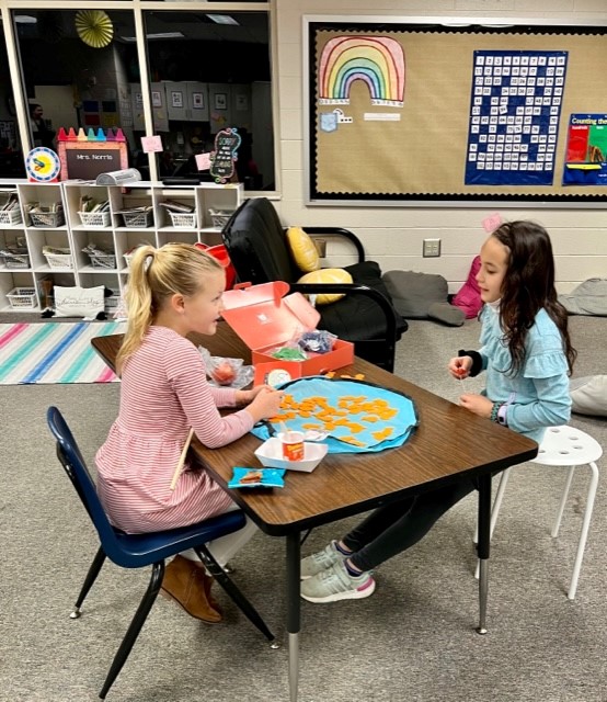 These @bullardbulldogs Buddies are building dreams together! With a focus on reading, these 4th and 5th graders are helping their peers succeed in the classroom. 📰 cobbk12.org/_ci/p/60954