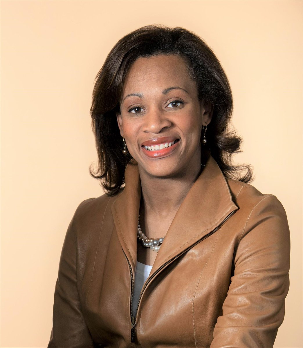 Please join us on February 10th at 6:30pm for a lecture from Dr. Mercedes Carnethon “What to eat and when: A critical component of the 24 hour activity cycle.”
 
To receive the zoom link, please register here: unc.zoom.us/webinar/regist…