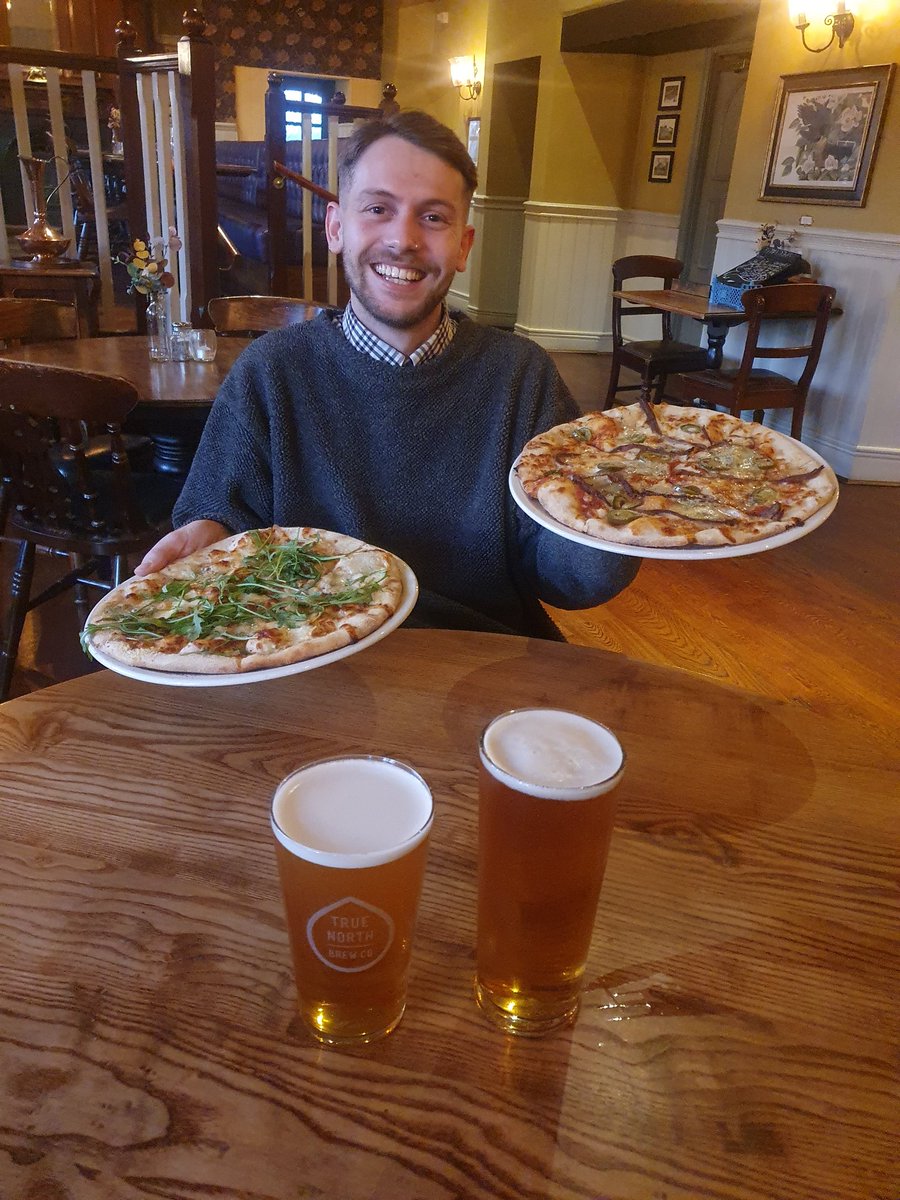 It's only fitting that pur first post in yonks is to announce the return of the QUIZ 💥

Monday the 7th February @ 7! 
Bringing you a brand new quiz master, pizza &amp; drink offers ⭐

#thewaggonandhorses #returnofthequiz #quiz #pizza #beer #offers