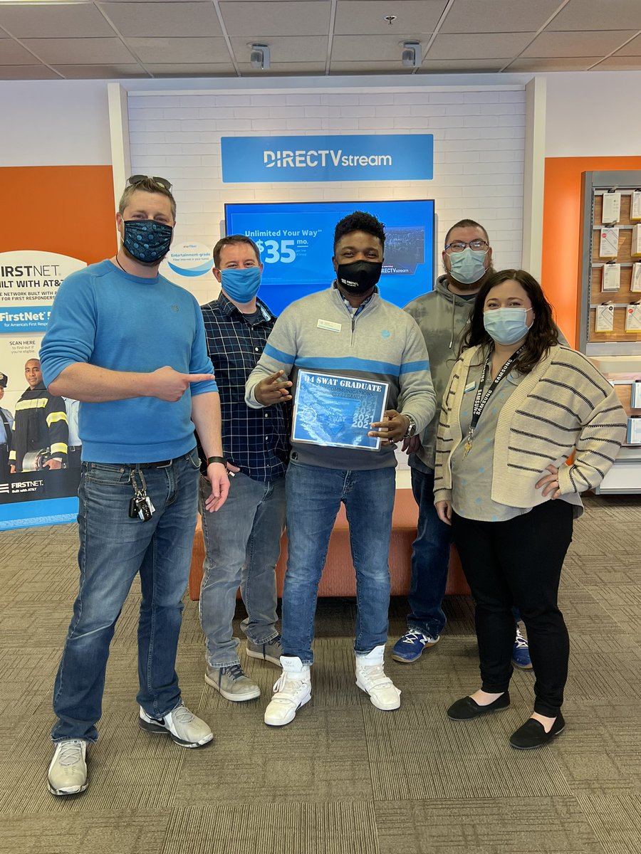 Another SWAT graduation celebration with the West Lebanon team! This team constantly ends strong and is always pushing for growth to be the best! Another HIGH HONORS Graduate! 
<a href="/swat_east/">EastRegionSWAT #SWATsUP</a> <a href="/NDixon121212/">Nicole Dixon</a> <a href="/TheRealOurNE/">#OurNE</a> <a href="/LillardDerick/">Derick Lillard</a>