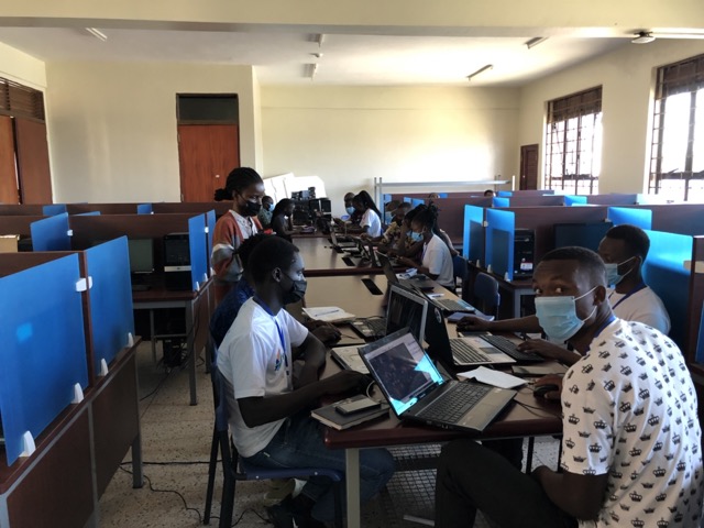 .<a href="/YouthGulu/">YouthMappers Gulu Chapter</a> members at <a href="/GuluVarsity/">Gulu University</a> edit #OSM for our #EverywhereSheMaps project to create improved maps of water infrastructure in 🇺🇬Uganda. With our partners - <a href="/WaterPointData/">WPdx</a> and Gulu water officials - we aim to improve access to functional water points. #GuluWaterIMP #WPDx