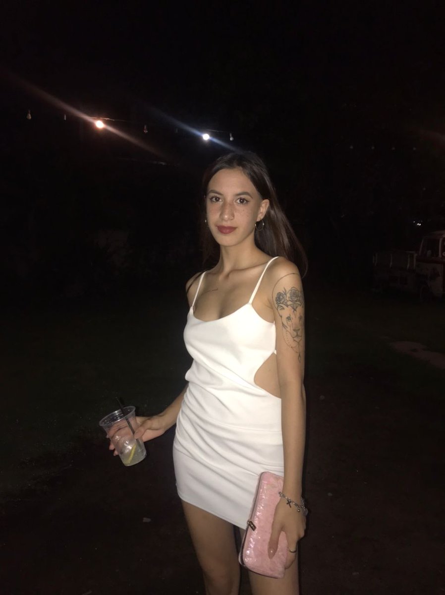 AgusHamm's tweet photo. Fueron las primeras con 19 y nunca las subí✨ https://t.co/oSAXsmaXVj