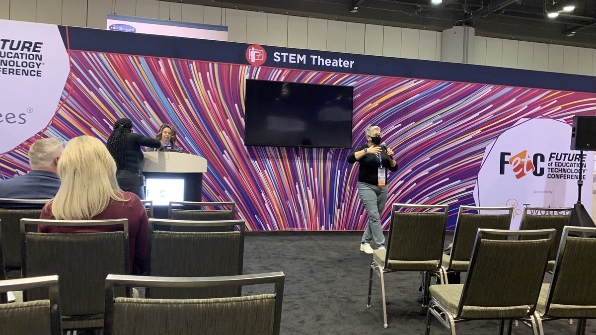 Mr. Holcomb tweet media