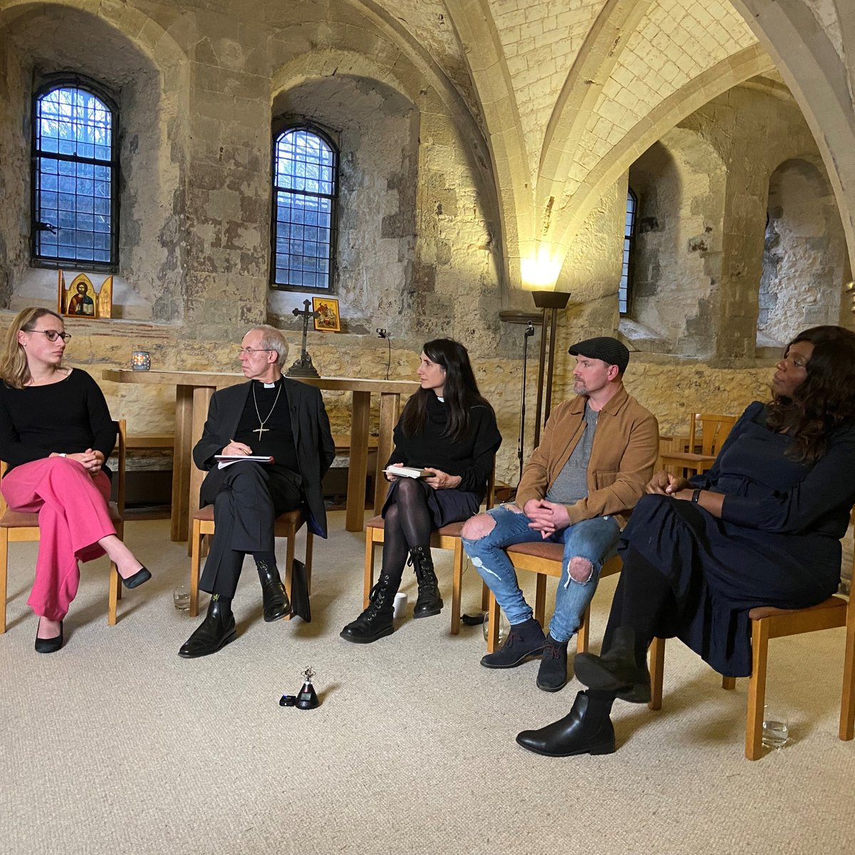 IJMUK's tweet photo. Delighted to be part of the #LiveLent panel live tonight, on the new resource #EmbracingJustice, with @churchofengland @SPCKPublishing. 

Discussing how to 'act justly' with @alianoree from @IJMUK, @ChineMcDonald from @Theosthinktank, and @DarrenHowie2 from @BeanSacred. https://t.co/R2oN7J3GPA