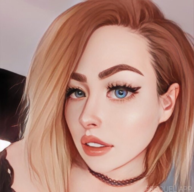 Watch Rey 🐉's leaked NSFW photo on TwXstars