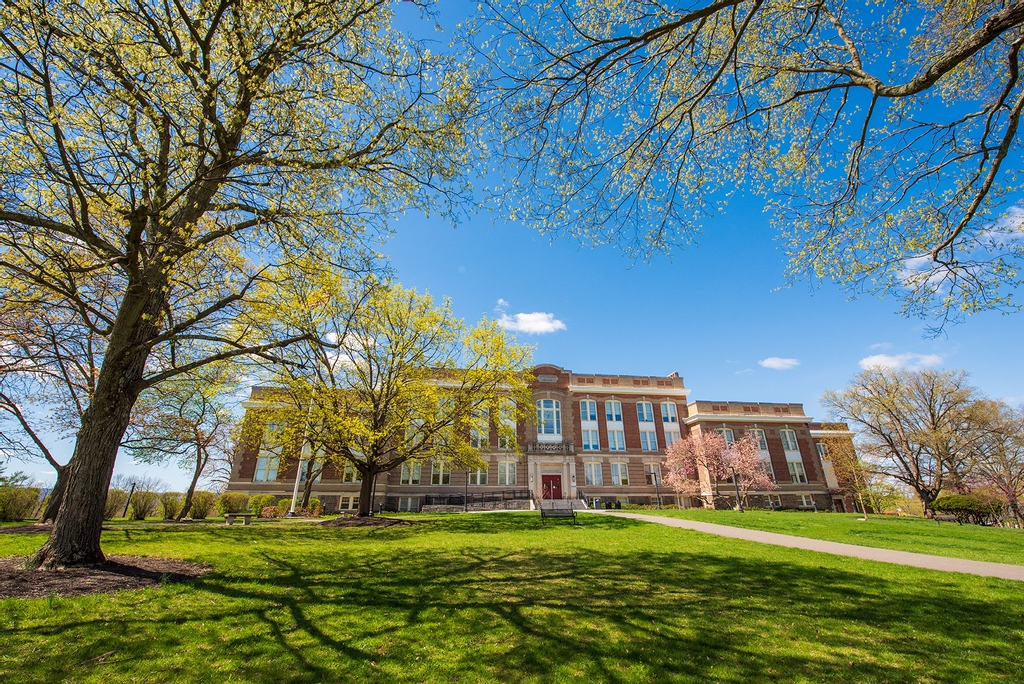 newpaltz's tweet photo. We're happy to announce that the Department of Black Studies will move into Old Main this year, where faculty will have more space to meet with students and collaborate with colleagues.
Read more here: https://t.co/3gXKq59fLS
#npsocial #npalumni https://t.co/dnFXG513b8