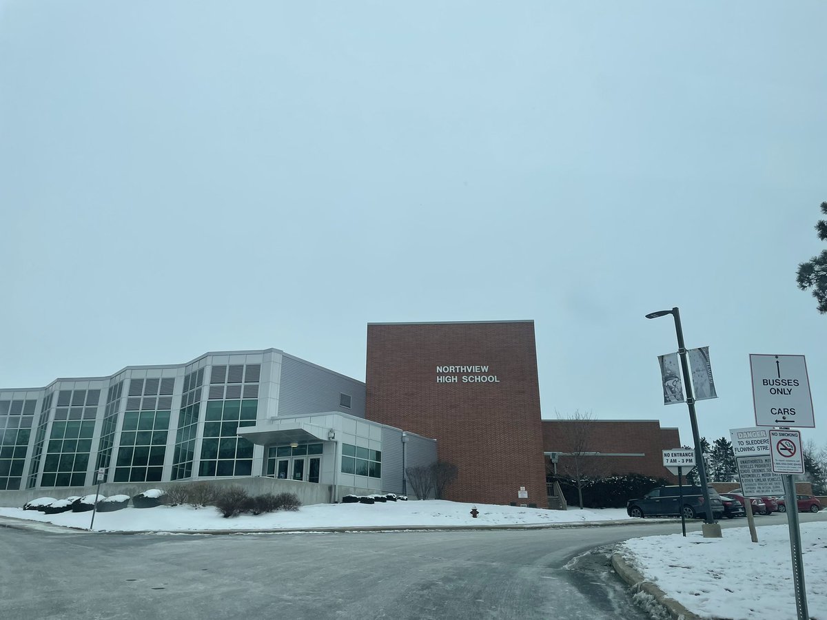 ACoyGonzalez's tweet photo. Beautiful music &amp; joy filled the air @NVHSWildcats! Pam Thiel has led the @NviewOrchestras for 25 years cultivating passion, expression &amp; a belief that you can lead from wherever you sit. The arts are an asset to education &amp; student wellbeing. #ohiolovesteachers #ieducateohio https://t.co/nT4t3B5HhW