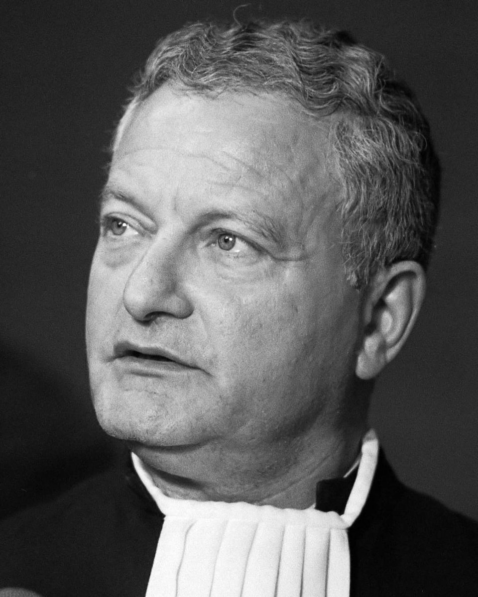PrinsesChrissie's tweet photo. Baruch Dayan HaEmet
May his memory be a blessing.. #MaxMoszkowicz https://t.co/2IQJVBNEQ8