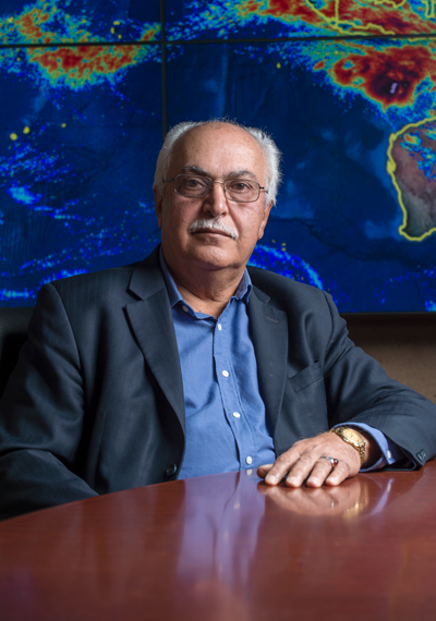 UCIEngineering's tweet photo. The American Meteorological Society bestows Honorary Membership to #UCI Distinguished Professor Soroosh Sorooshian, a well-deserved recognition of his work in #water resources #engineering.
https://t.co/6hmXfDl2Ik
@CEEUCI @ametsoc #uciengineering #SSoE #faculty https://t.co/rUeVLJ8vgz