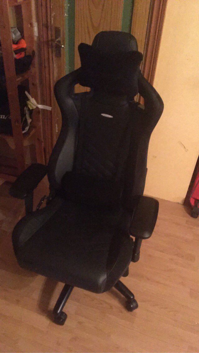 Äntligen är den här! Tack som fan! <a href="/noccoesports/">NOCCO Esports</a> <a href="/noblechairs/">noblechairs</a>