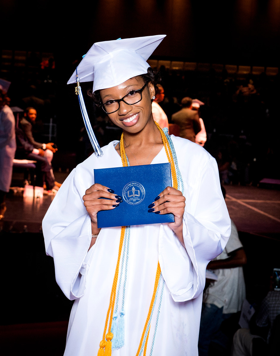 achievement1st's tweet photo. Whether itβs in the classroom π, a courtroom π©πΎββοΈ, or a board meeting this AF alum π©πΎβπ knows her ultimate goal is to create more spaces for young Black girls! π―β¨
Read about Isabella on the AF blog!
https://t.co/Aq9hpIi85v
#AFAlumni #AFSchools #BlackGirlMagic #Classof2022 https://t.co/hzhgoxpnUG
