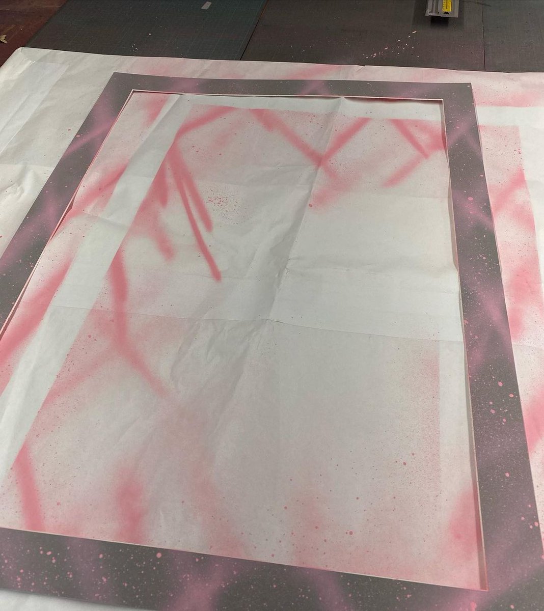 truvueglazing's tweet image. &quot;Tearing up the rule book! Love it that the client allowed me free reign to go full custom! This is a grey mount that I sprayed with pink to match the print details. Finished off in a dark grey frame and #TruVue® #UltraVue® UV70 Glass.&quot; –@theframeshed #CreateSomethingSpecial