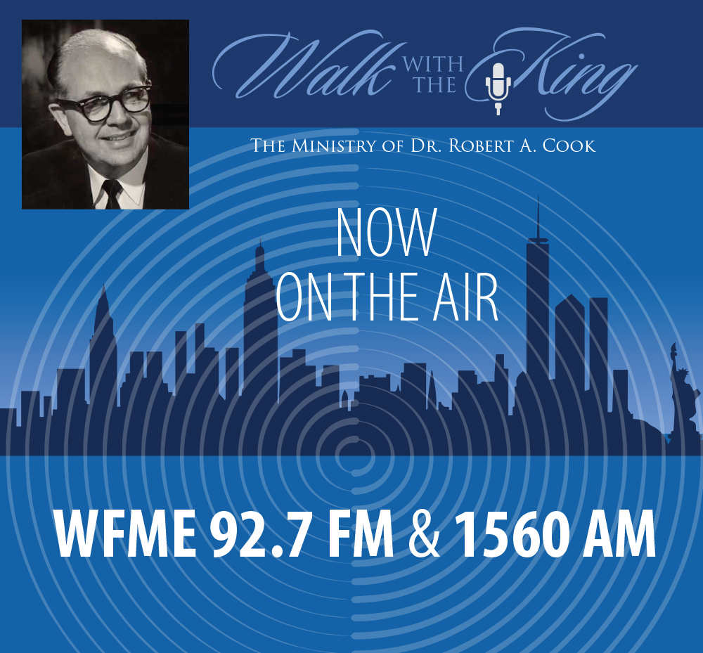 WWTK_Ministry's tweet photo. Now heard over Family Radio both FM and AM stations. Tune in at 6:40 AM or 1:30 PM to hear Dr. Robert Cook and Walk With The King!
#walkwiththeking #drcook #christianradio #familyradio #WFME https://t.co/vAoIHHMLwn