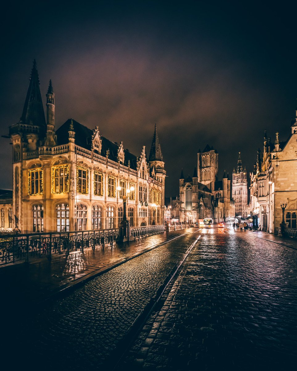 EHageman's tweet photo. Winter night in #Gent. Good night. https://t.co/bZ7GUxtP7L