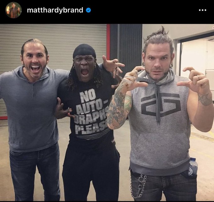 RT @Kontra402: Jeff Hardy wilding lmao https://t.co/bSuiD1RSi6