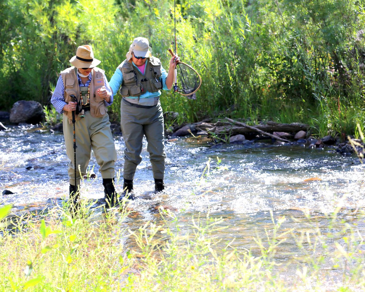 Cast4Recovery's tweet image. Together we can do anything. #FlyFishing #CastingforRecovery #BreastCancer