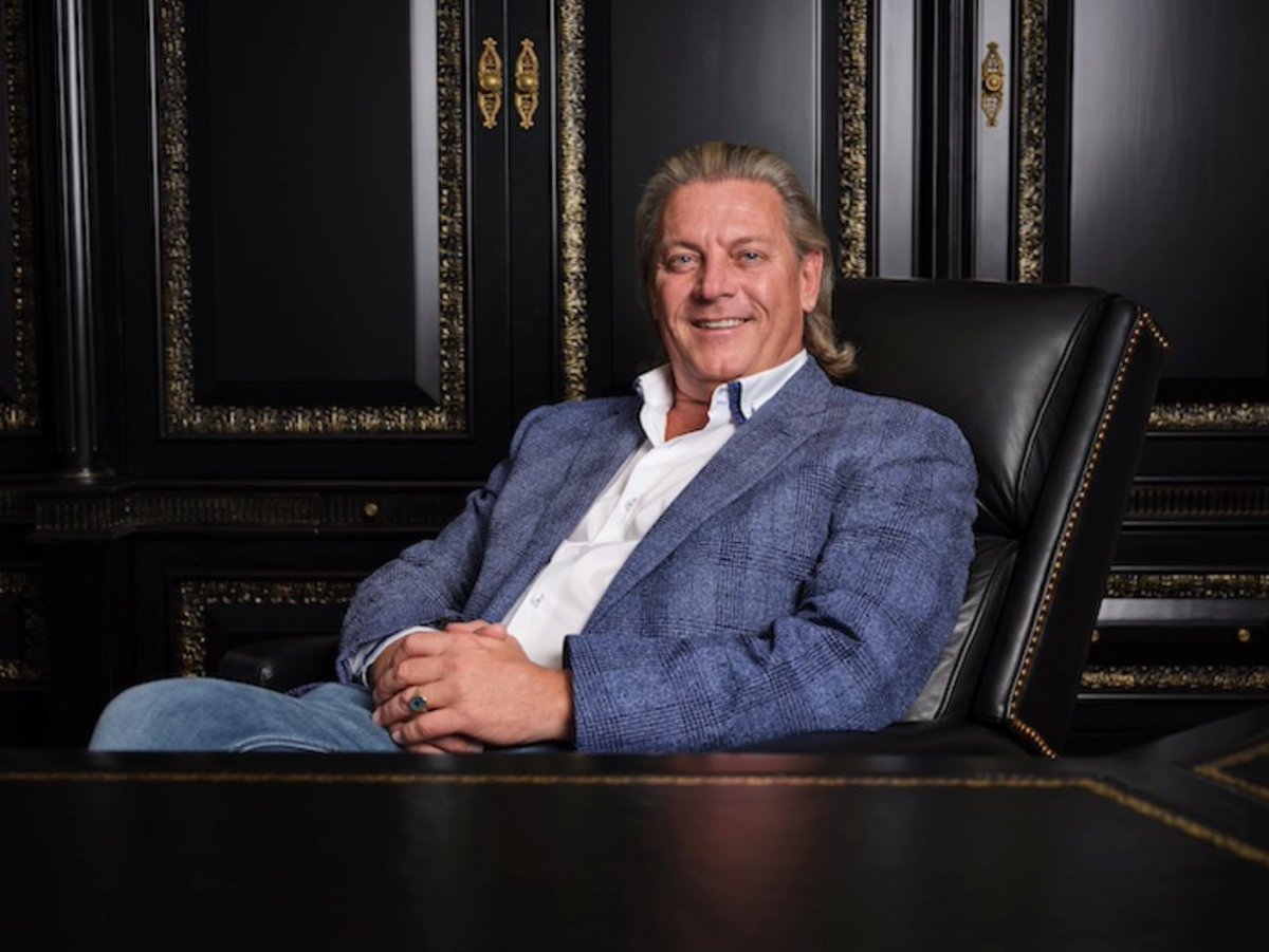 NOLETSGins's tweet photo. "My family places quality and taste above all else, and NOLET'S Silver Gin, along with our Ketel One Vodka and Ketel One Botanical, reflect these priorities". Carl Nolet Jr.
Standing Firm https://t.co/USV6jR4uKh
#NOLET #FamilyBusiness #Gin #KetelOne https://t.co/wSr2kYRcXq