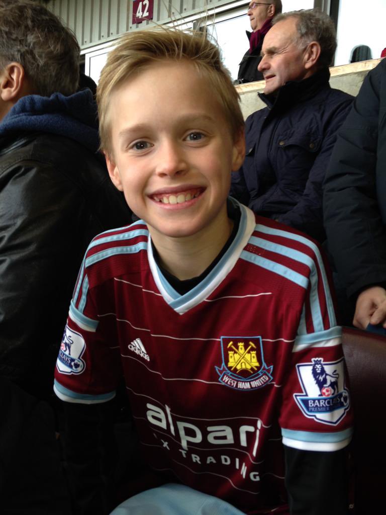 SimonLang5's tweet photo. Can’t believe this little guy has turned 18 years old today ! Big love from everyone for @Azza270104 More celebrations to come. https://t.co/YsOxAd3G1Z