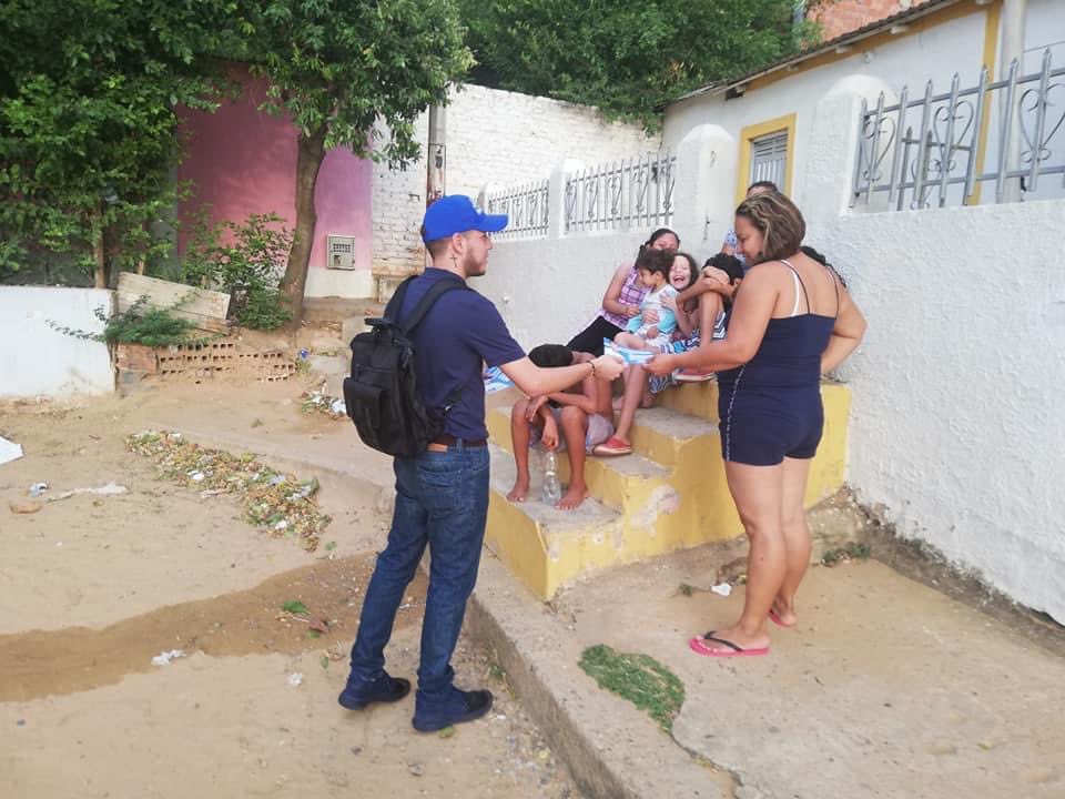 soyjesuszapatar's tweet photo. Hoy, recordando el pilar fundamental de mi campaña para edil, salir a las calles, escuchar a los ciudadanos y hacer pedagogía de que es, que funciones tiene y cómo votar por un edil #Tbt #C83 #LaComuna10Renace 💙👍🏻 https://t.co/XZIJIOSBtS