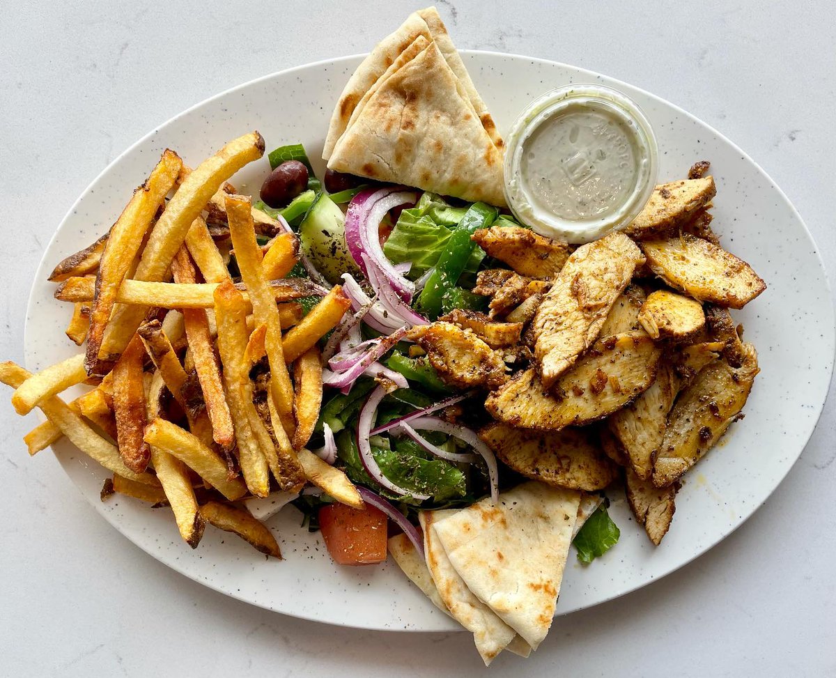 Get to Know: Gréco Fresh Grille

<a href="/GrecoFresh/">Greco Fresh Grille</a> is THE place to try authentic Greek and Mediterranean food. Enjoy fresh, delicious Greek salads, Gyros, Kebobs, Hummus and Seasoned Hand-Cut Fries. Don't forget to save room for their homemade Baklava or Galaktompoureko! 🥙