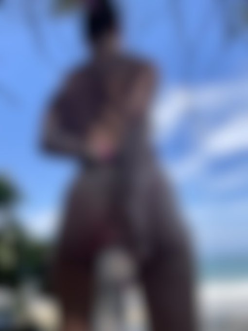 I just uploaded a Fan-only exclusive photo to Modelhub. Wanna see what you're missing? https://t.co/n71bE4CMU0