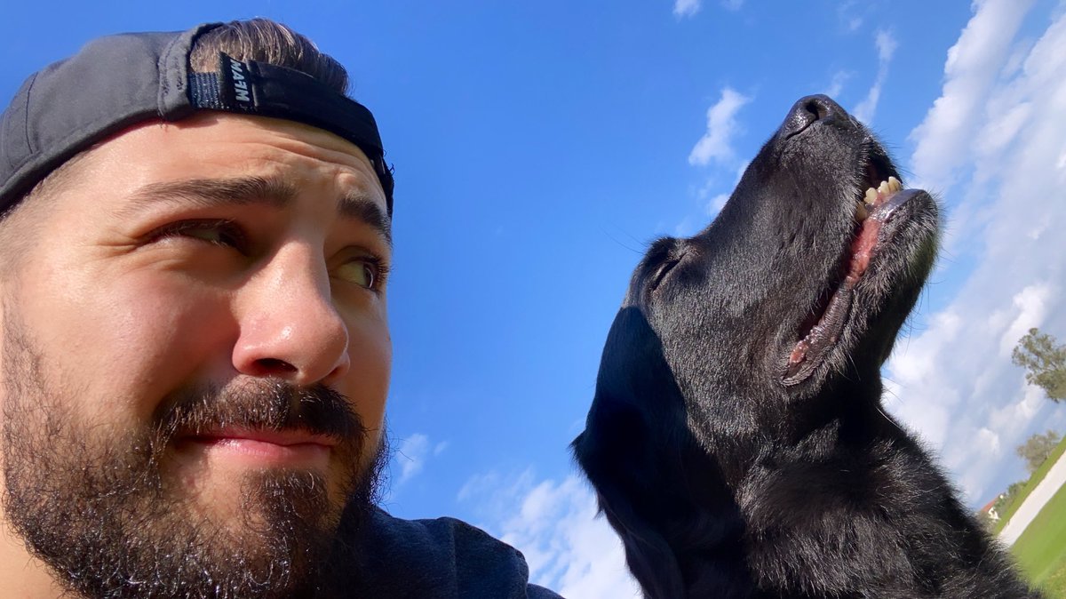 NICKMERCS's tweet photo. Good morning ☀️ 

Lil 14 hour banger yesterday, feelin’ surprisingly great. MFAM Gauntlet Final warm-up with the G2 lads today! Just grabbin’ some ☀️ with the 🐐. See ya in there soon gang 💥

https://t.co/Etk8WeG3Wa 
#MFAM | #FaZeUp https://t.co/ZaOf32RbhB