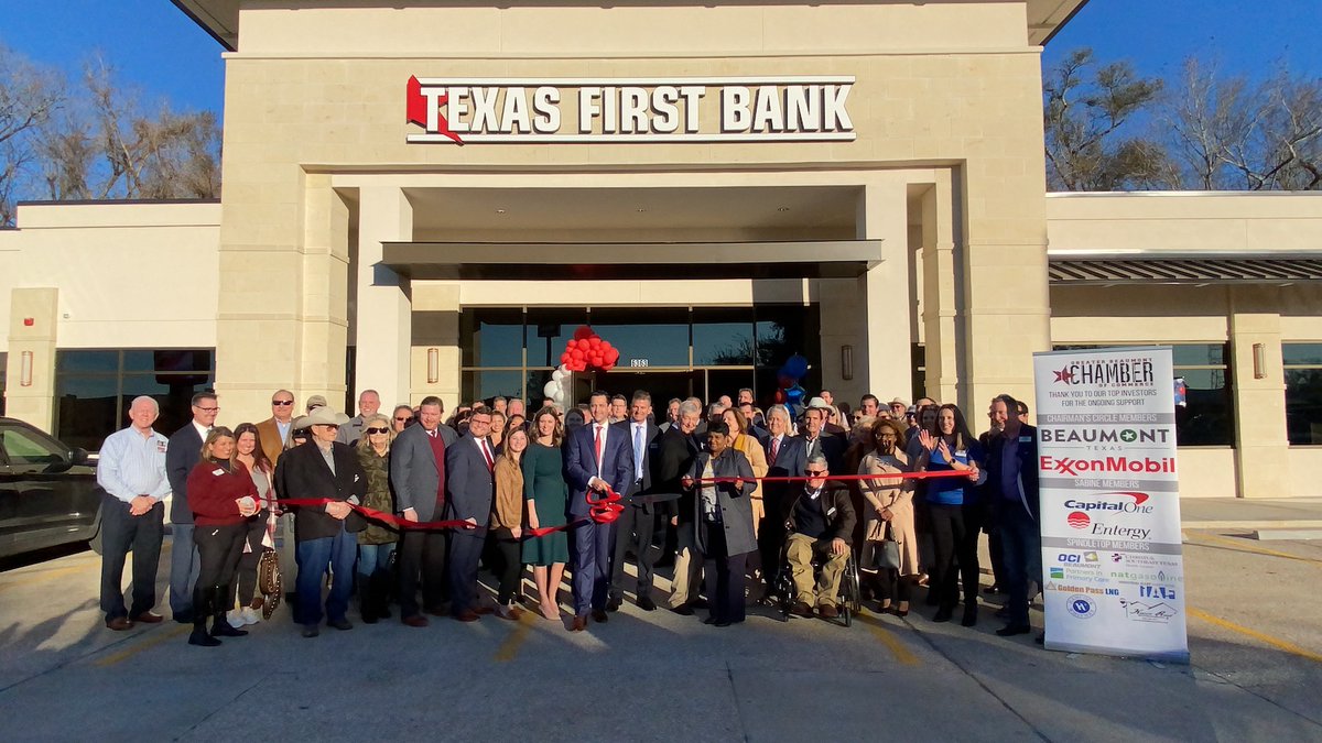 Bugsperts's tweet photo. Congratulations to our friends at Texas First Bank for the opening of their newest Beaumont location and @BMTChamber ribbon cutting yesterday! 

#BillClarkPestControl #TexasFirstBank #ChamberMember https://t.co/uwp4LrZTtj