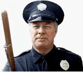PhilCottrell's tweet photo. @MontePaulsen @DeputyChow #BumperMorgan never needed no police car! Neither did #WhistlingSmith #TheBlueKnight #JosephWambaugh https://t.co/kzlli2RqNz