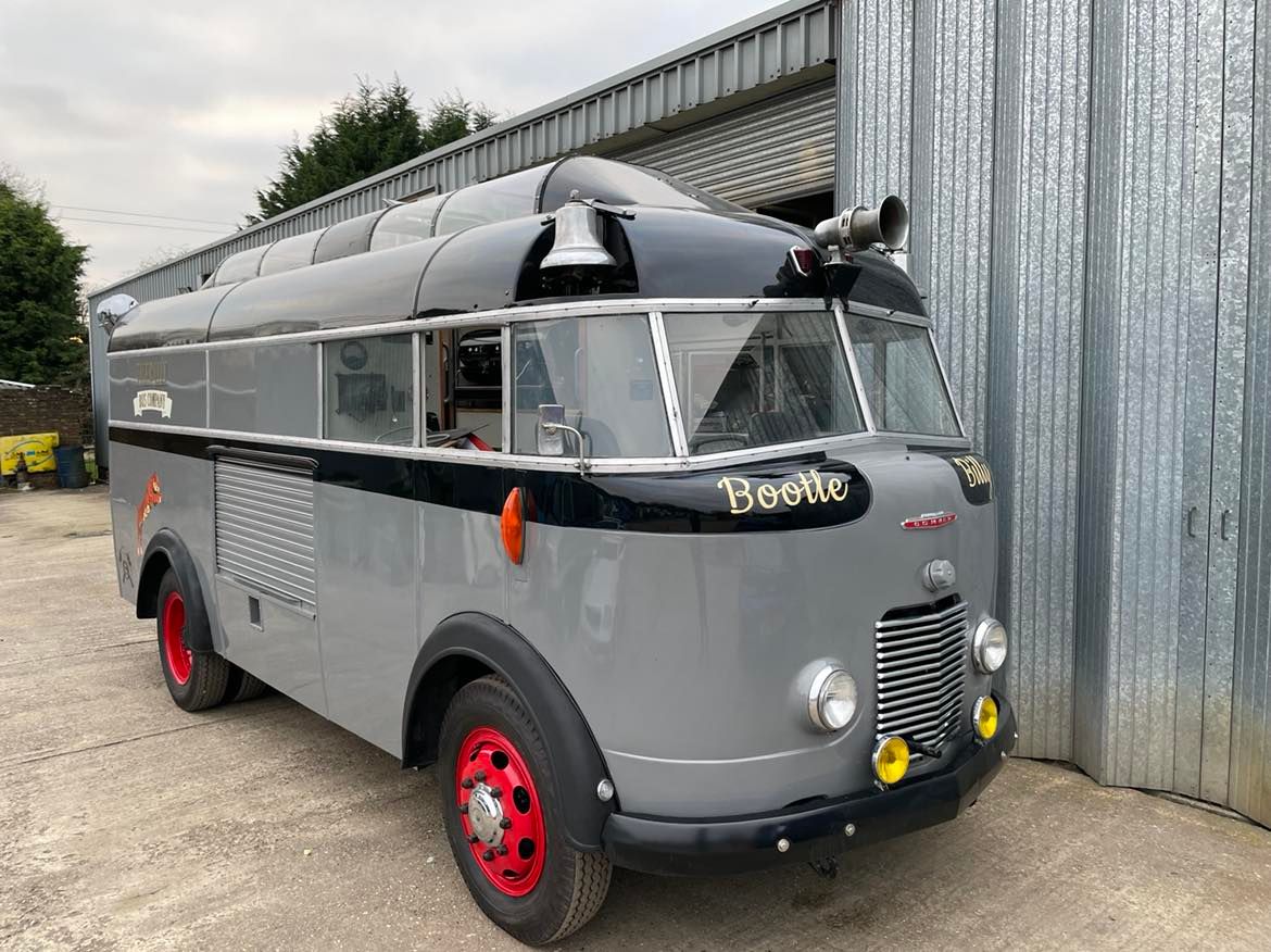 TheMilkFloatMan's tweet photo. Ok lovely Tweeters 👍, we need your help to get venues such as Goodwood, Carfest, Silverstone Classic etc. to know just how much you really want us at their events.  You know it makes sense ! Please share and let them know ! @sarahcrabtreee @Rockstarscars @GLevents @PaulCowland_ https://t.co/LeJ5X0L8Bn
