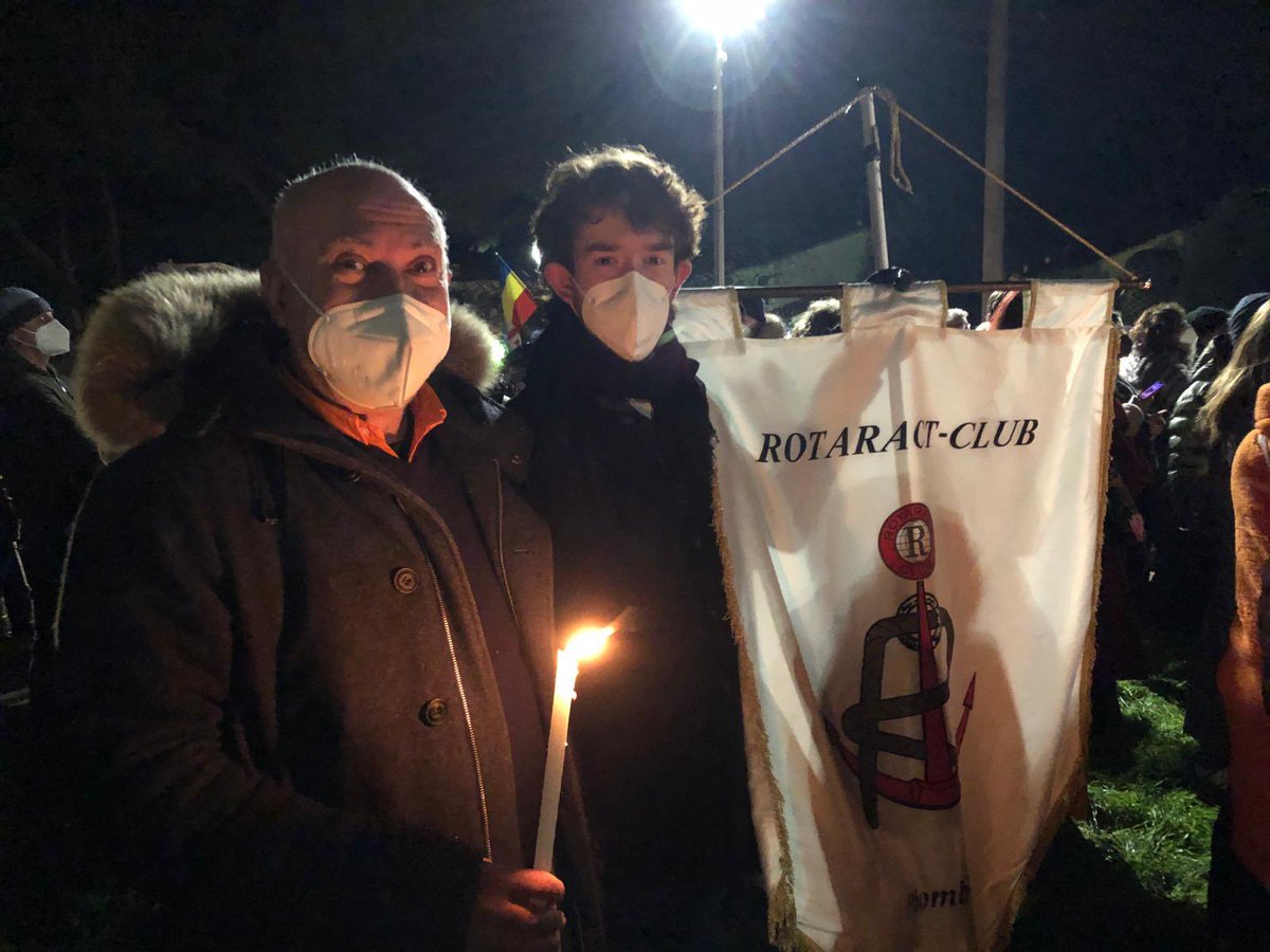 RotaryClubPb's tweet photo. Con Francesco Bertini, presidente Rotaract, alla manifesta antirazzista di Venturina Terme nella Giornata della Memoria. #iltirreno #Giornatadellamemoria https://t.co/9sImAYAe01