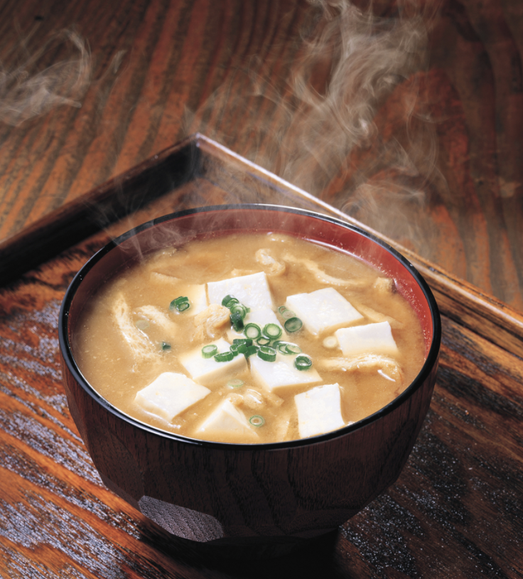 semyapp's tweet photo. Gorgeous gorgeous girls love miso soup from Takumi! https://t.co/d0s0iOiesf