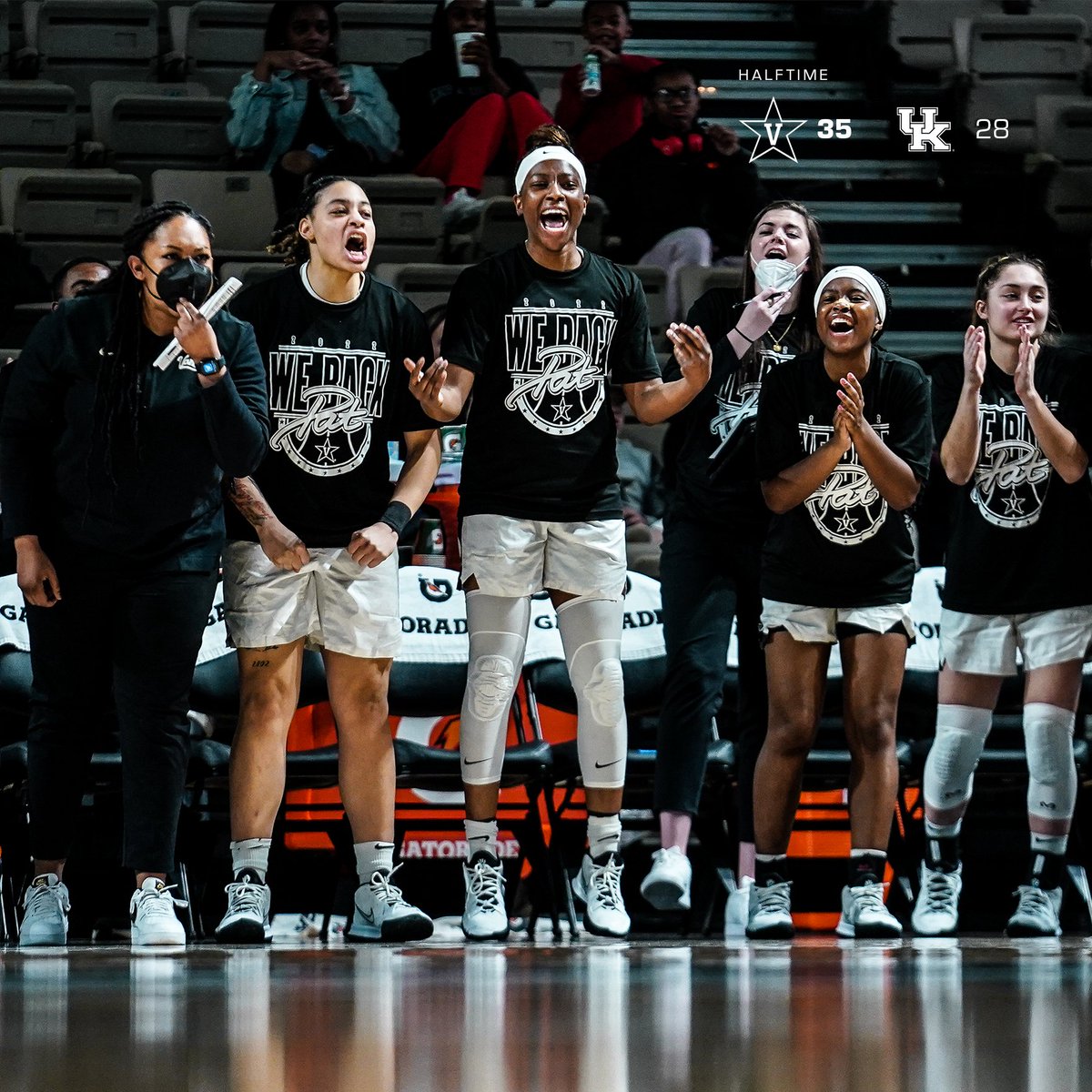 VandyWBB's tweet photo. Commodores close the first half on a 8-0 scoring run.

#AnchorDown https://t.co/B9oFebnpLM