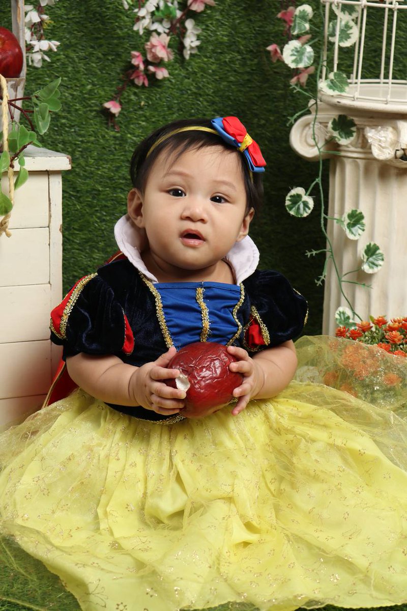 Happy 1st Birthday Princess Isla 🧁🧁❤️❤️❤️🇵🇭🇵🇭