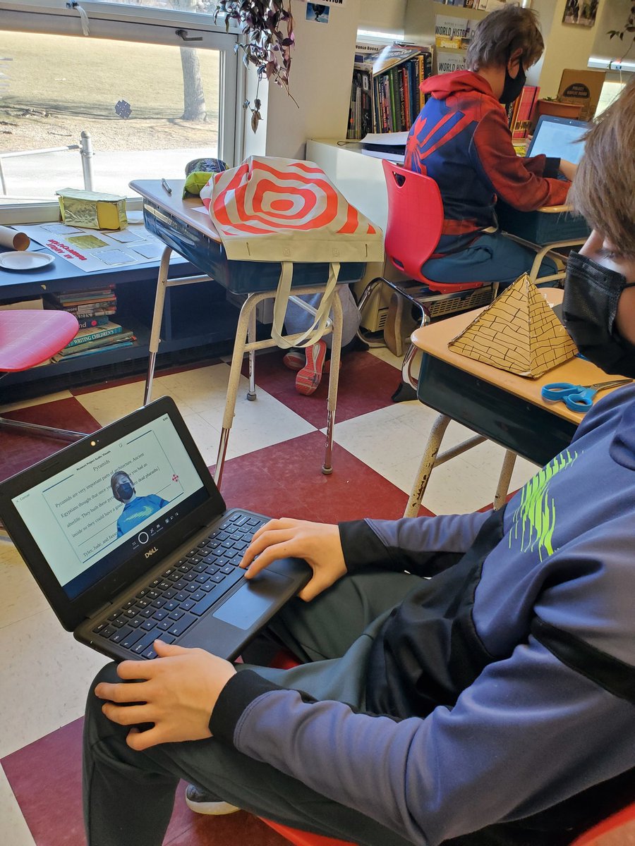 AnnaMMills's tweet photo. My S's had a blast filming the audio visual parts of thier project using @Flipgrid! I could not believe the creativity and excitement today.  It was amazing listening to S's use thier YouTuber persona to present thier museum exhibits! #WBwildcats #HowardRocks https://t.co/wFHhzKTtWO