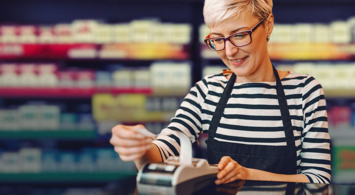 petrosoft_inc's tweet photo. Tobacco manufacturers spend almost $8 billion yearly on promotional programs such as #buydowns. That amounts to $16K-$36K per #tobaccoretailer. Sign up now to take $100 off your annual #ScanData subscription and start earning your rebates: https://t.co/T8lwLCV365 https://t.co/aI0TEOf8Me