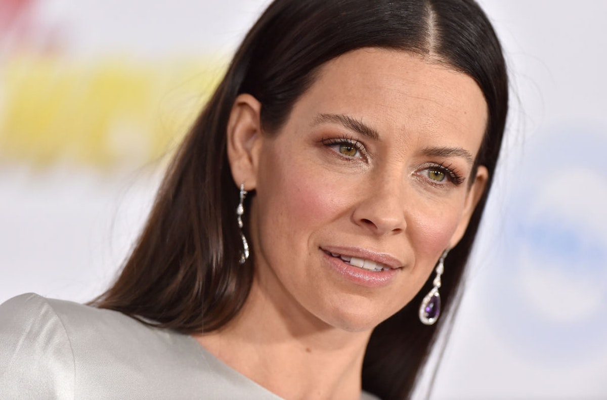 realDailyWire's tweet photo. Marvel Actress Evangeline Lilly Comes Out Against Vaccine Mandates: ‘Nobody Should Ever Be Forced To Inject Their Body’ https://t.co/ywVbBFpikF https://t.co/wGCo4HRBAj