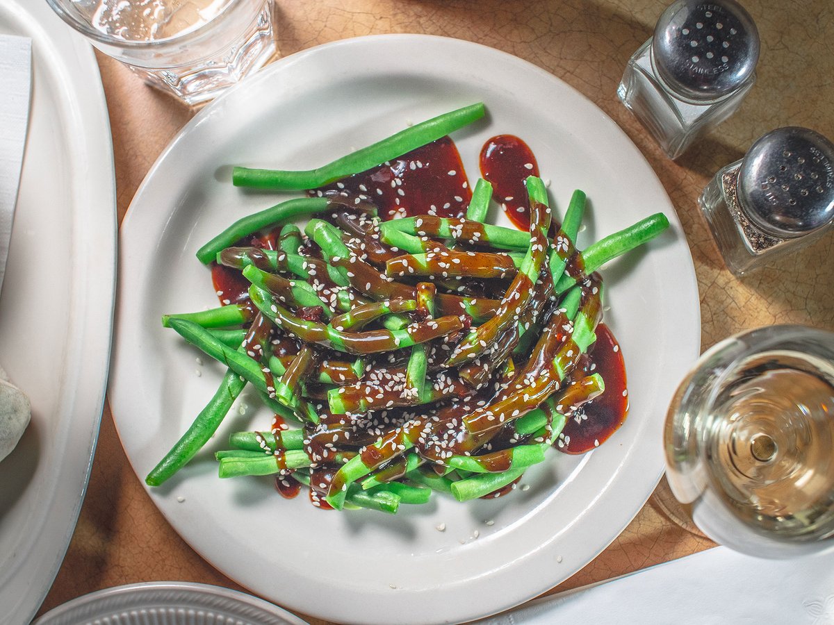 DarbysMPLS's tweet photo. Isn't it a perfect day for our Szechuan Green Beans https://t.co/uEAGAqg1ZZ